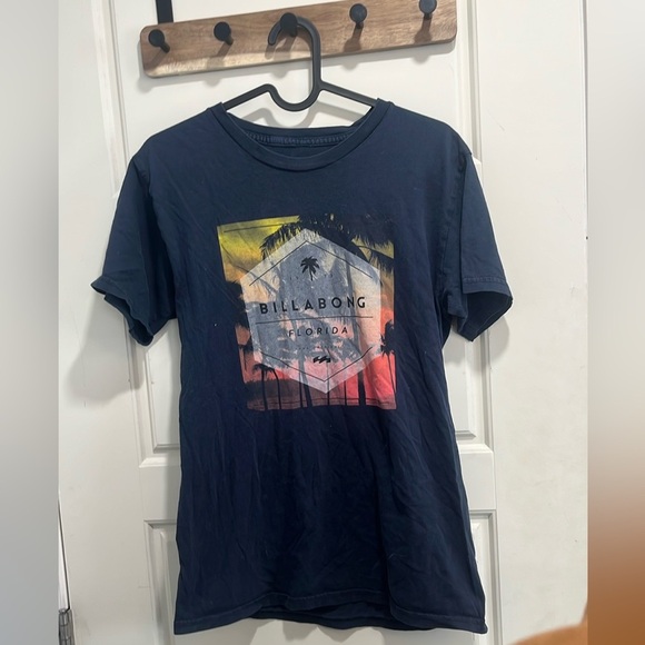 Mens BILLABONG t-shirt - Picture 1 of 4
